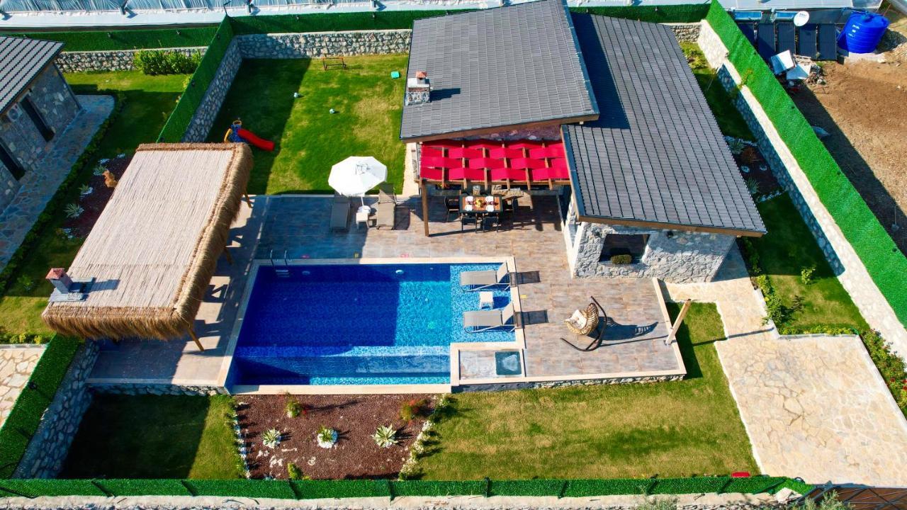 Vareste & Tas Mahal Villa *
