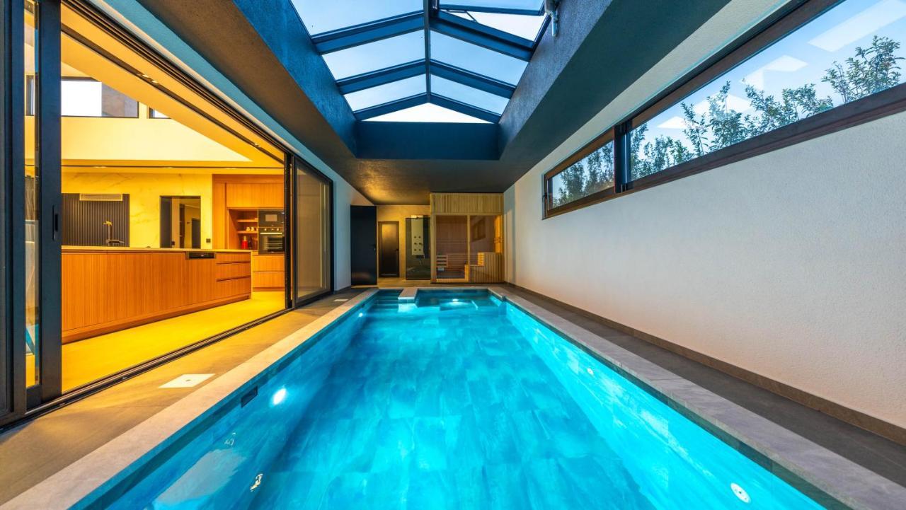 Azize Villa