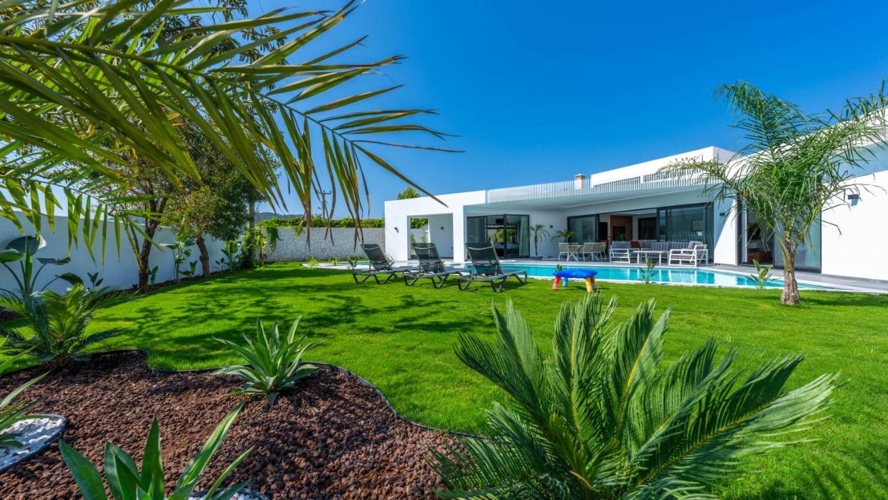 Azize Villa