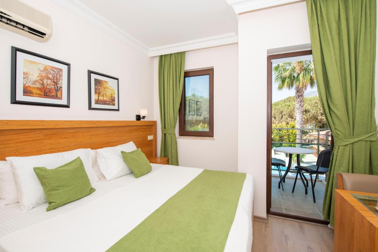 Hotel Qualia Park 3*