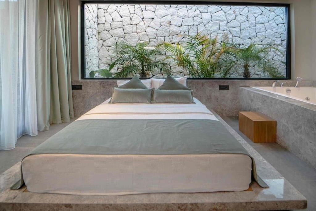 Viohouses 6- Luxury Private Korunakli Oezel Havuzlu Holiday home *