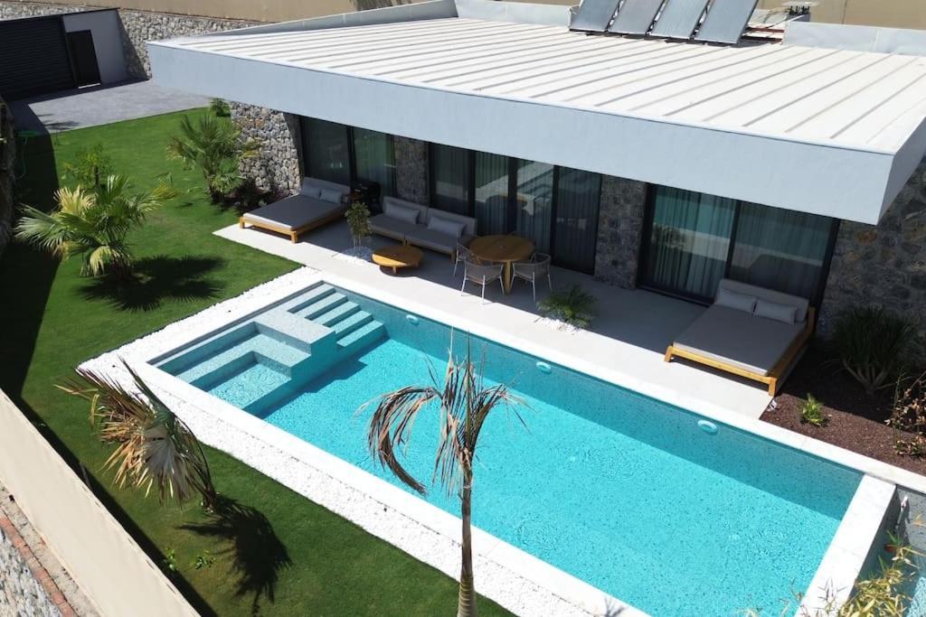 Viohouses 6- Luxury Private Korunakli Oezel Havuzlu *