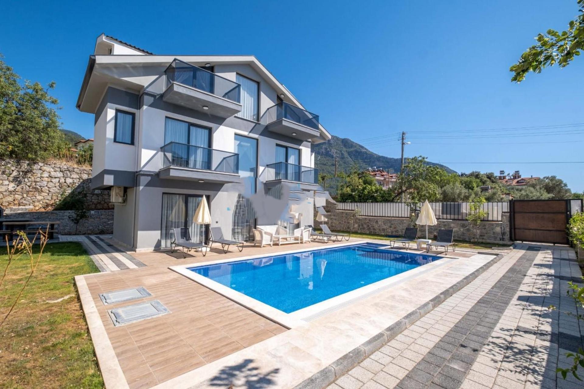 Sunrise In Oludeniz, 4 Bedroom Private Pool Fethiye