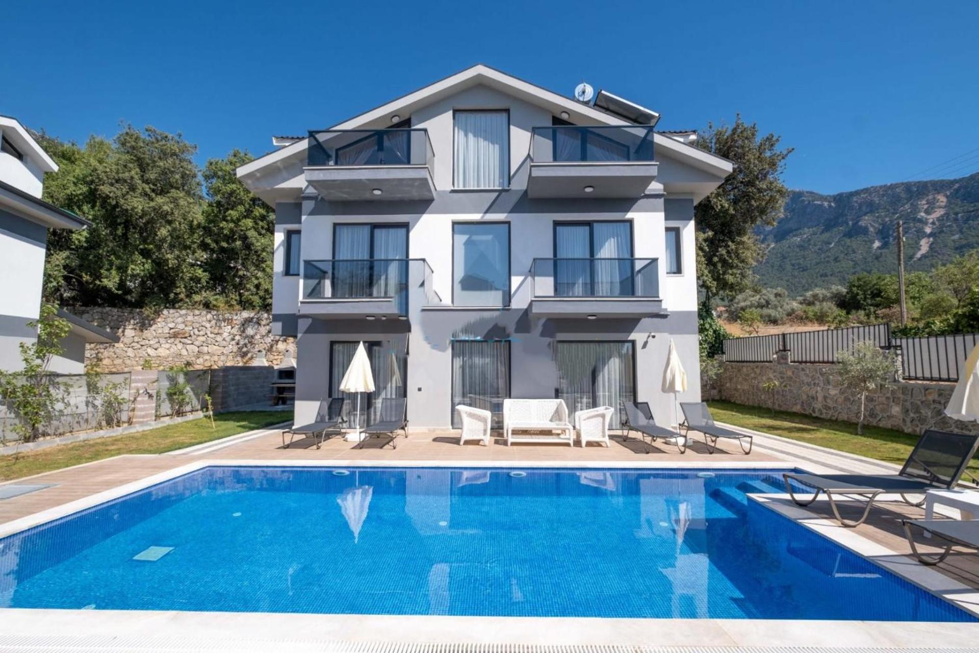 Villa Sunrise In Oludeniz, 4 Bedroom Private Pool
