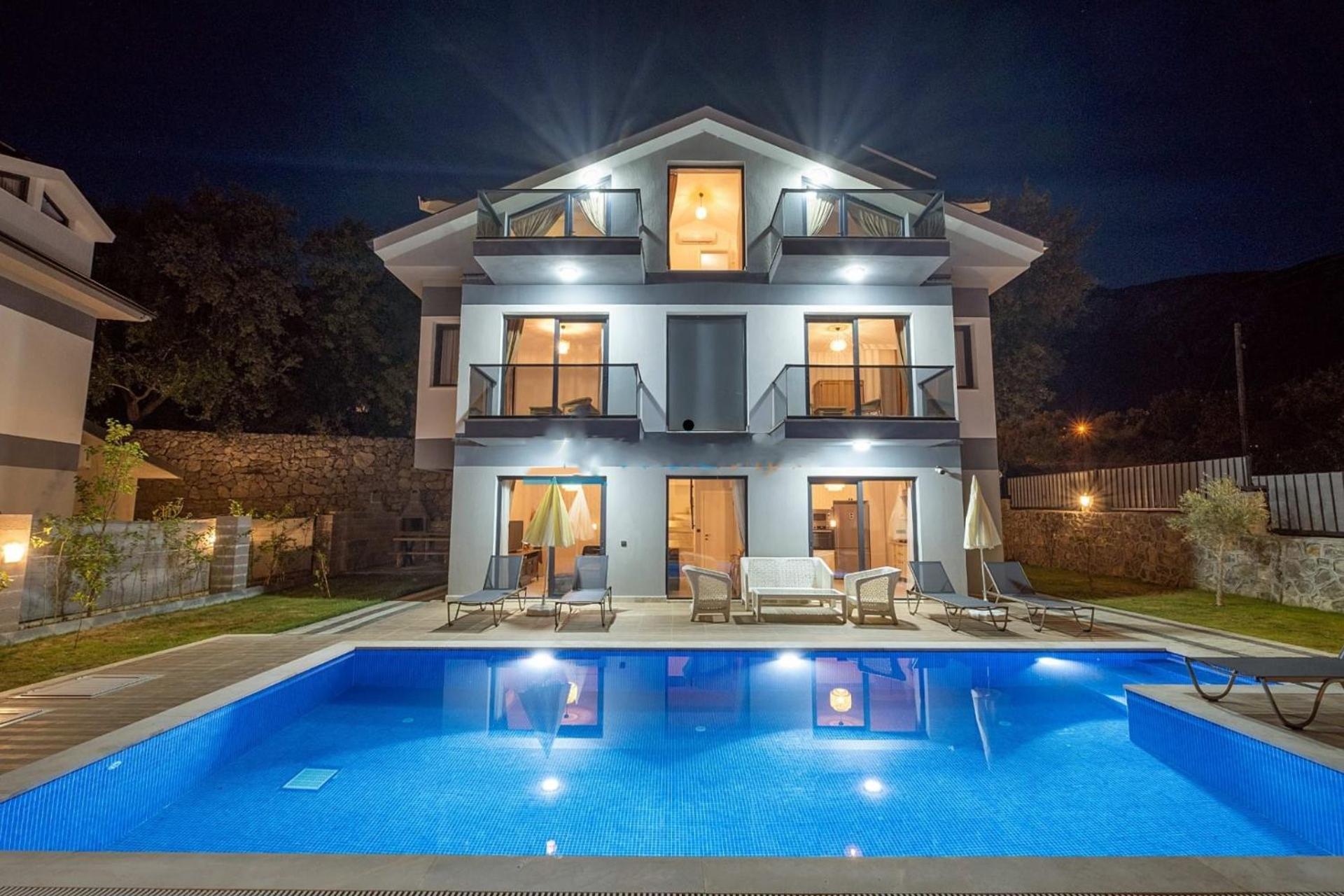 Sunrise In Oludeniz, 4 Bedroom Private Pool Fethiye