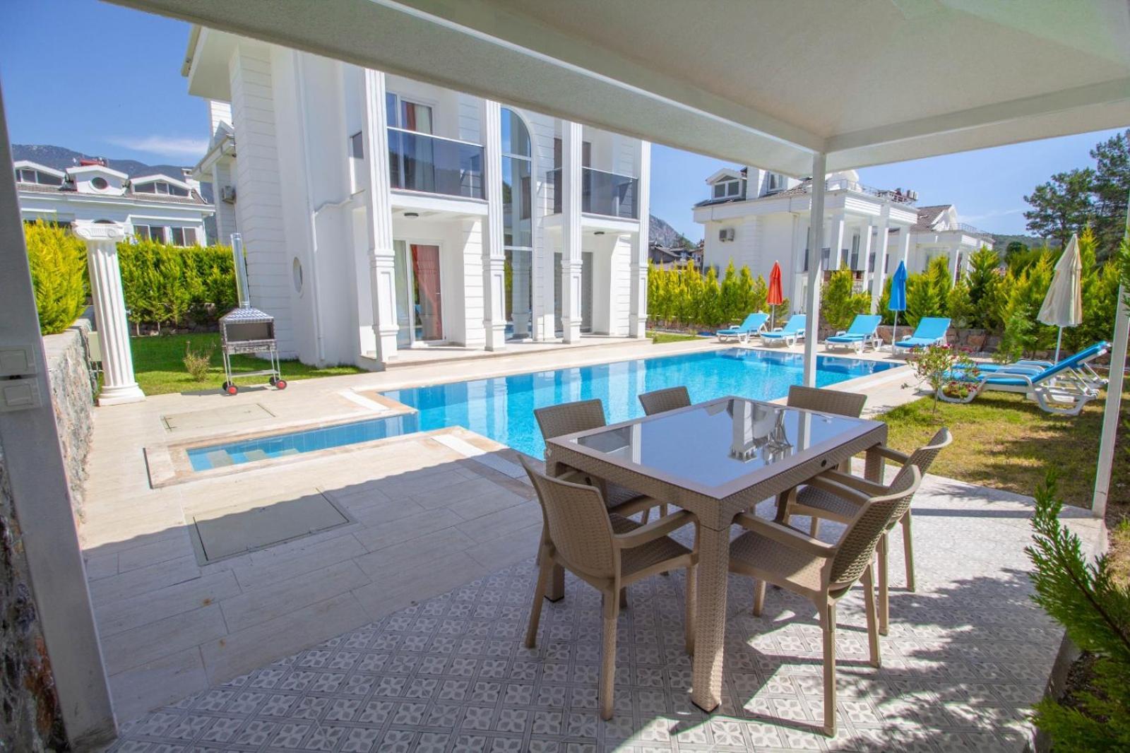 Villa Orkide *