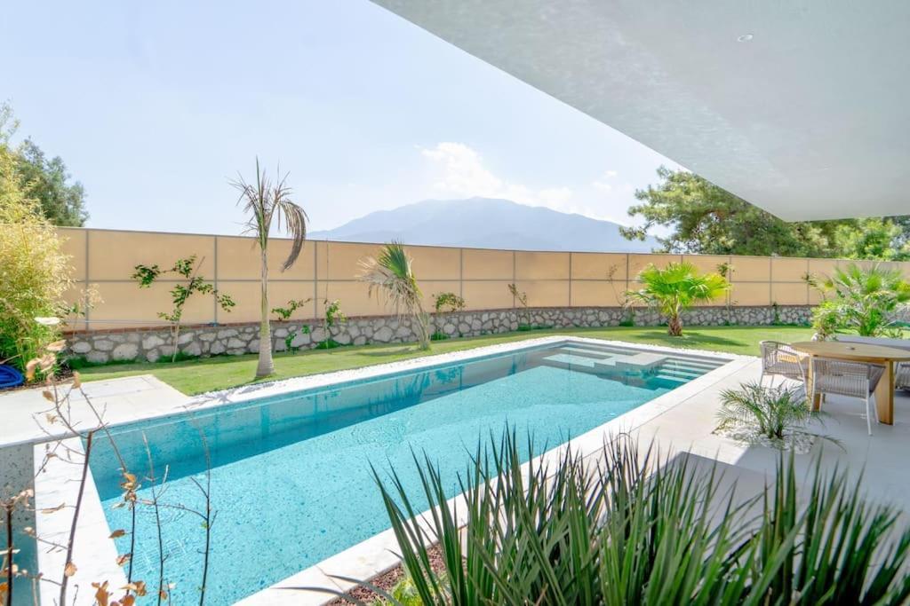 Holiday home Viohouses 6- Luxury Private Korunakli Oezel Havuzlu *