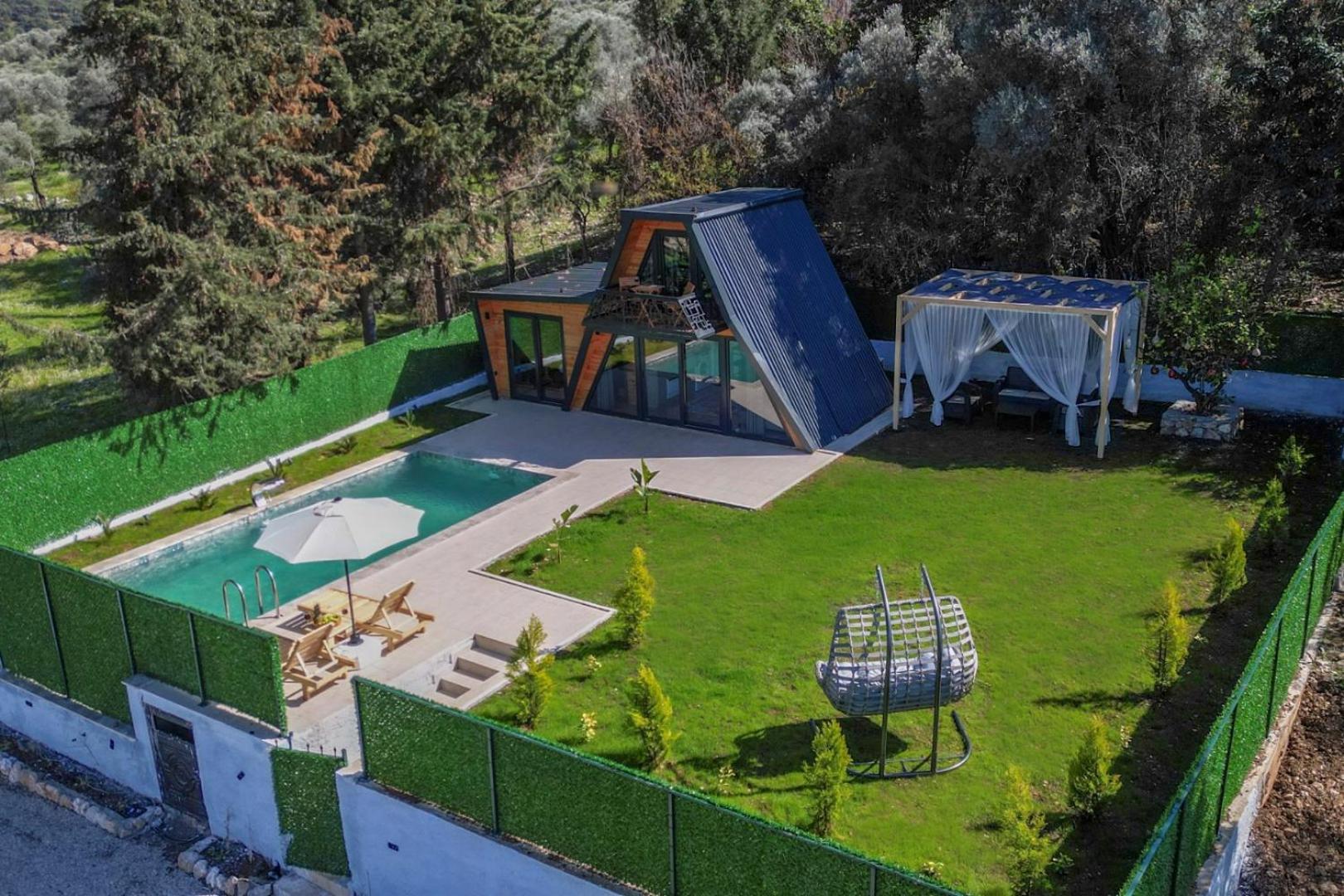 Liva Bungalov