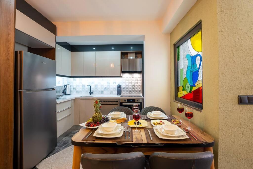 Sehir Merkezinde Lueks - Ocekhomes Adin *