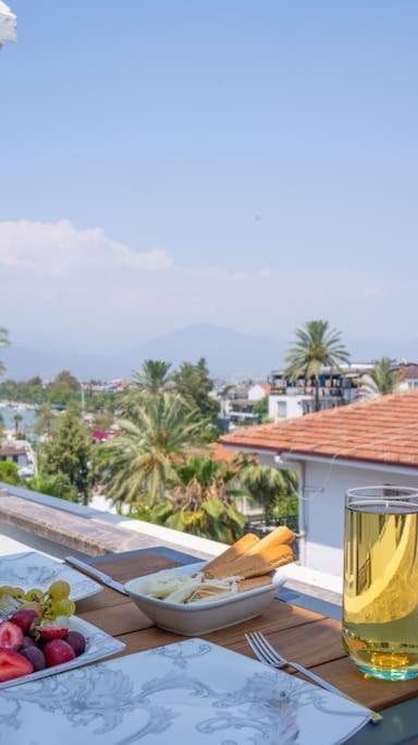 Sehir Merkezinde Lueks - Ocekhomes Adin