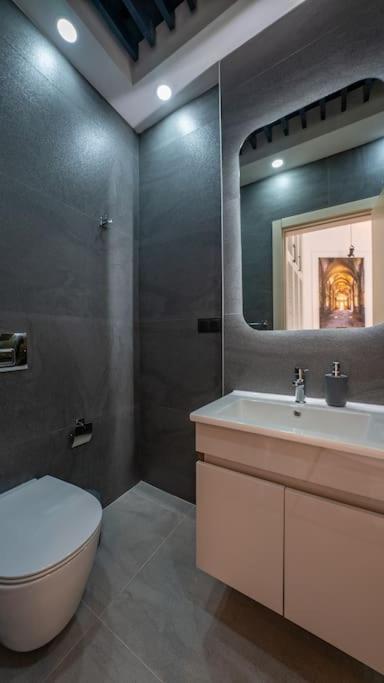 Apartment Sehir Merkezinde Lueks - Ocekhomes Adin