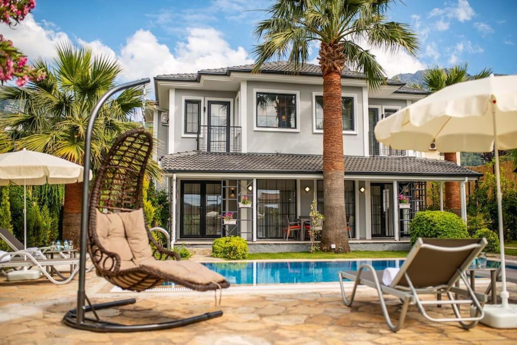 Palmiye Jakuzili Bahceli Havuzlu - Ocekhomes * Fethiye