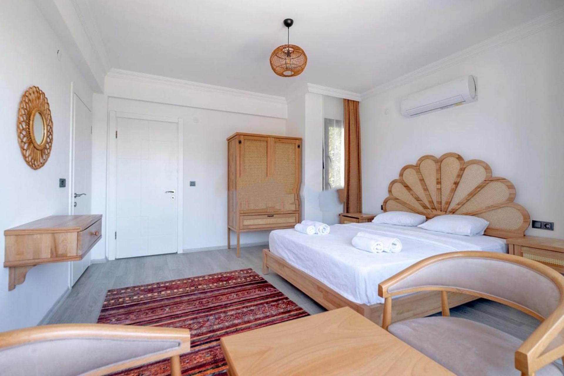Sunrise In Oludeniz, 4 Bedroom Private Pool Fethiye