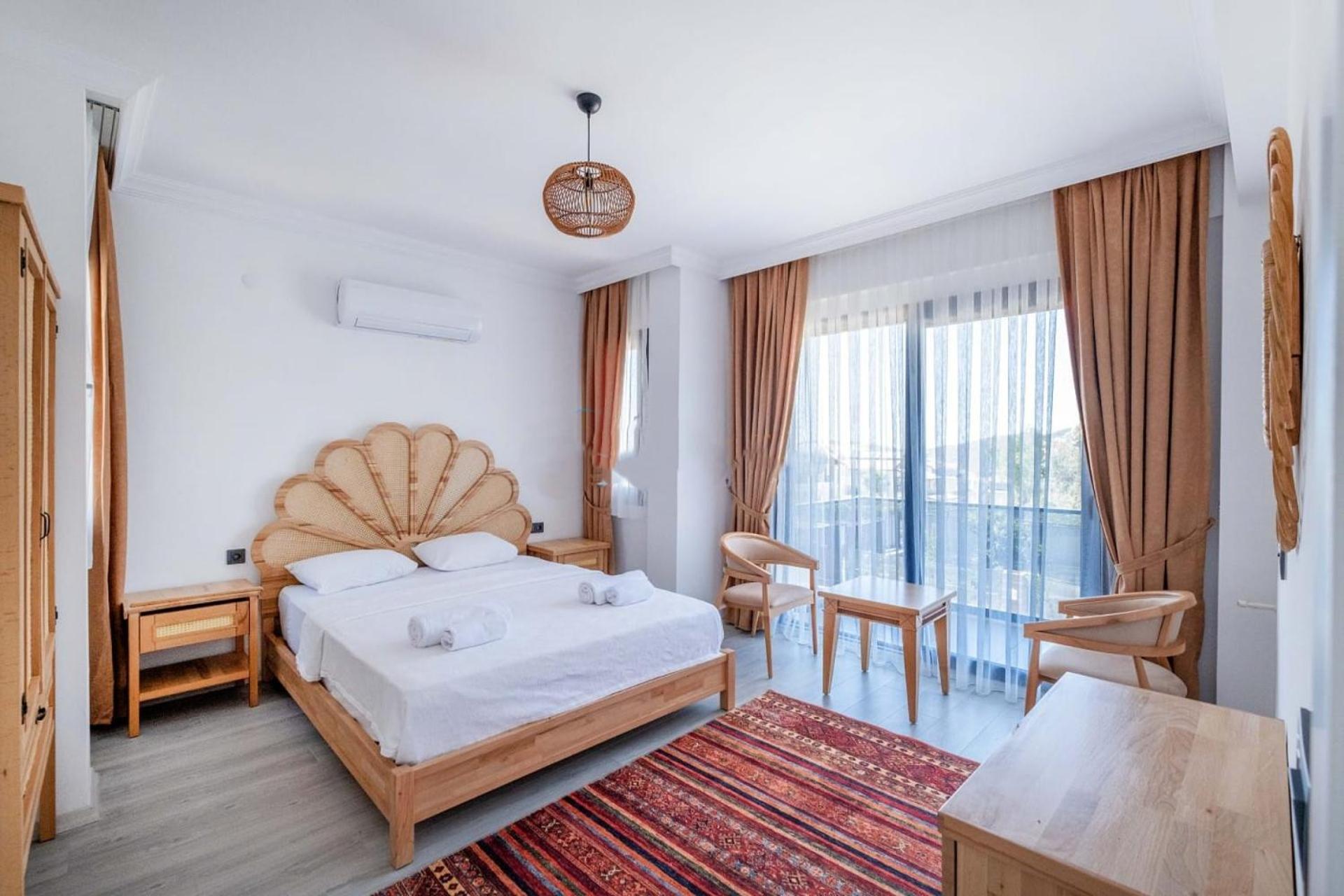 Villa Sunrise In Oludeniz, 4 Bedroom Private Pool *