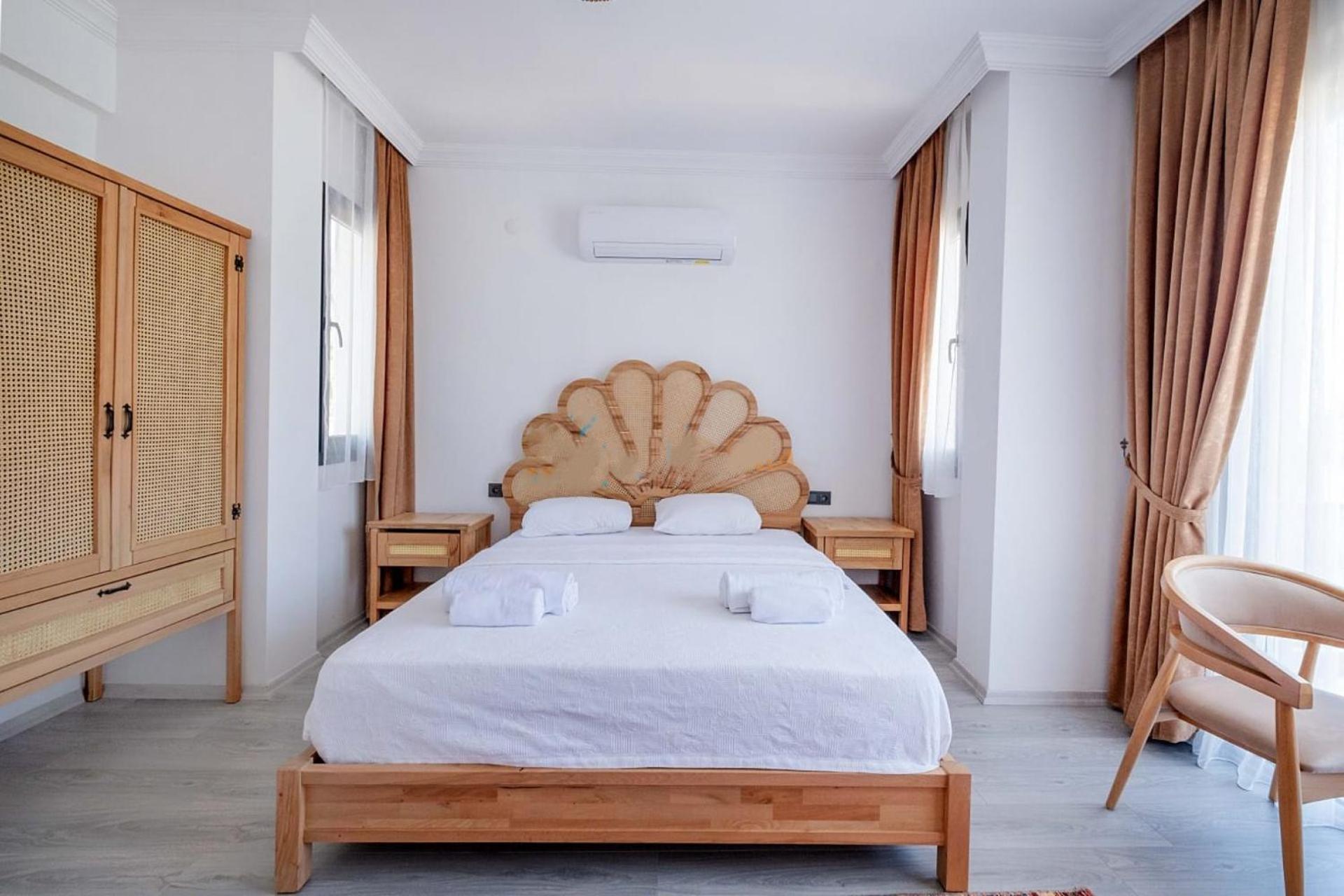 Villa Sunrise In Oludeniz, 4 Bedroom Private Pool Fethiye