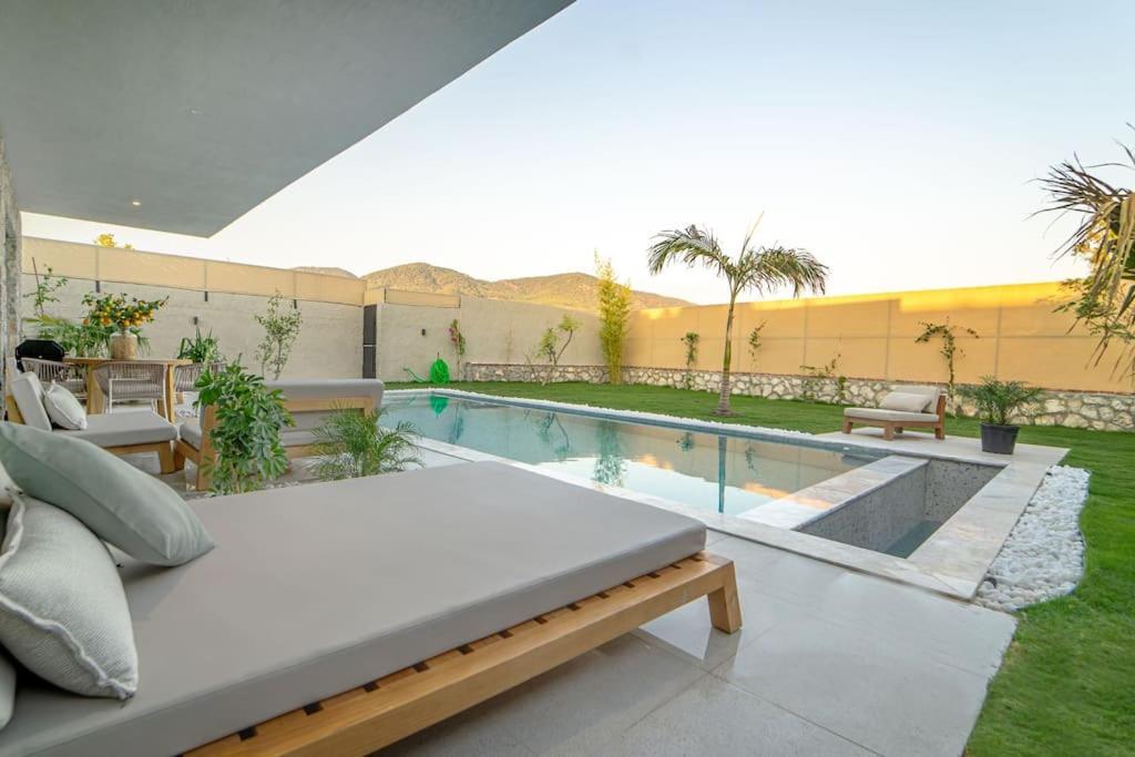 Viohouses 5- Luxury Private Korunakli Oezel Havuzlu