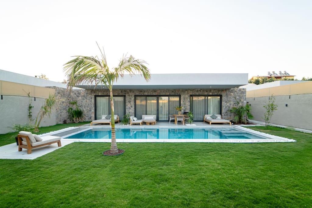 Viohouses 5- Luxury Private Korunakli Oezel Havuzlu Villa Fethiye