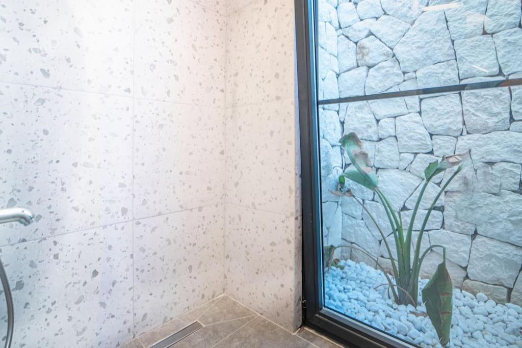 Villa Viohouses 5- Luxury Private Korunakli Oezel Havuzlu *