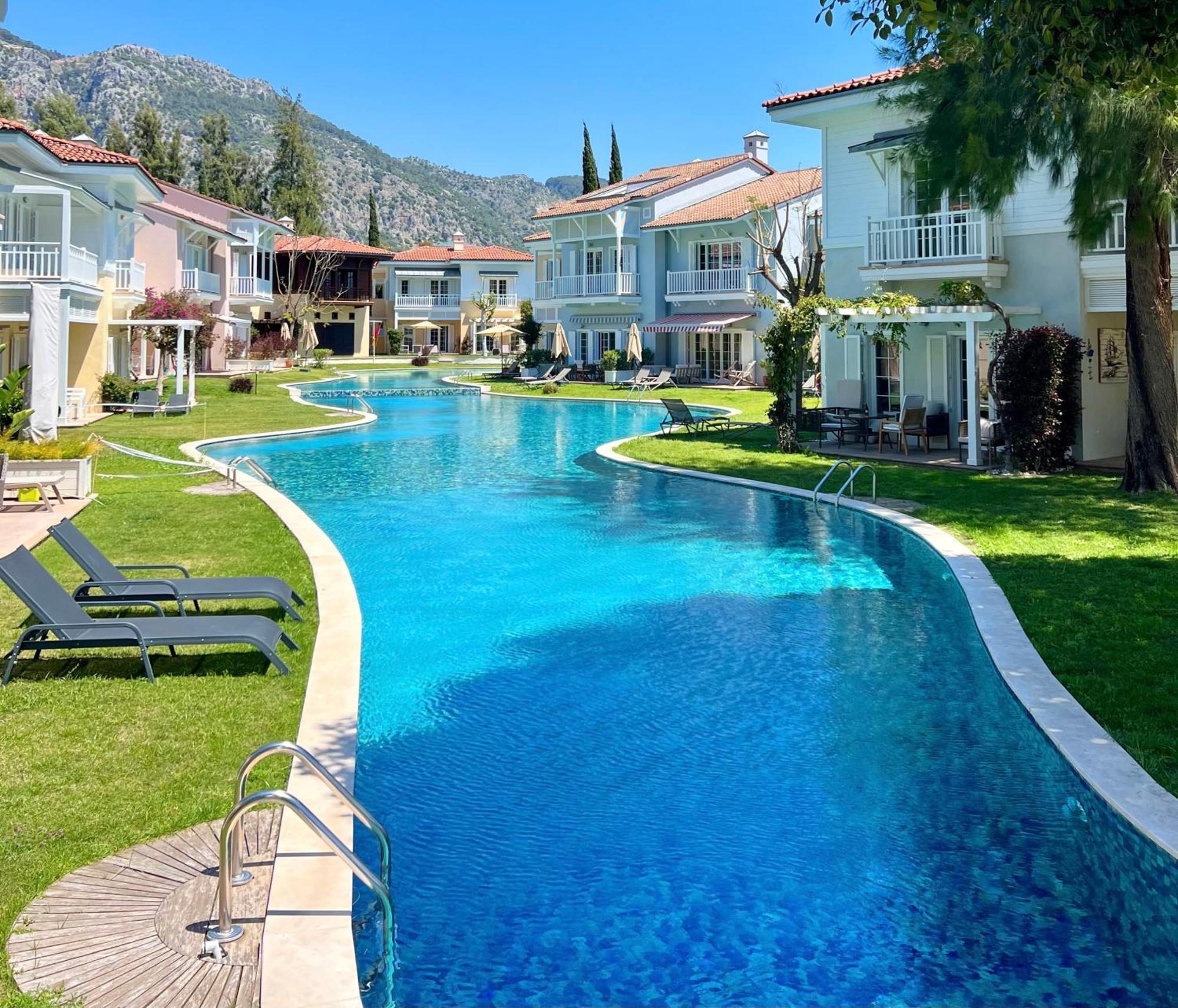 Portville 120 Stunning Corner In Portville W/canal Access In Gocek Apartment Fethiye