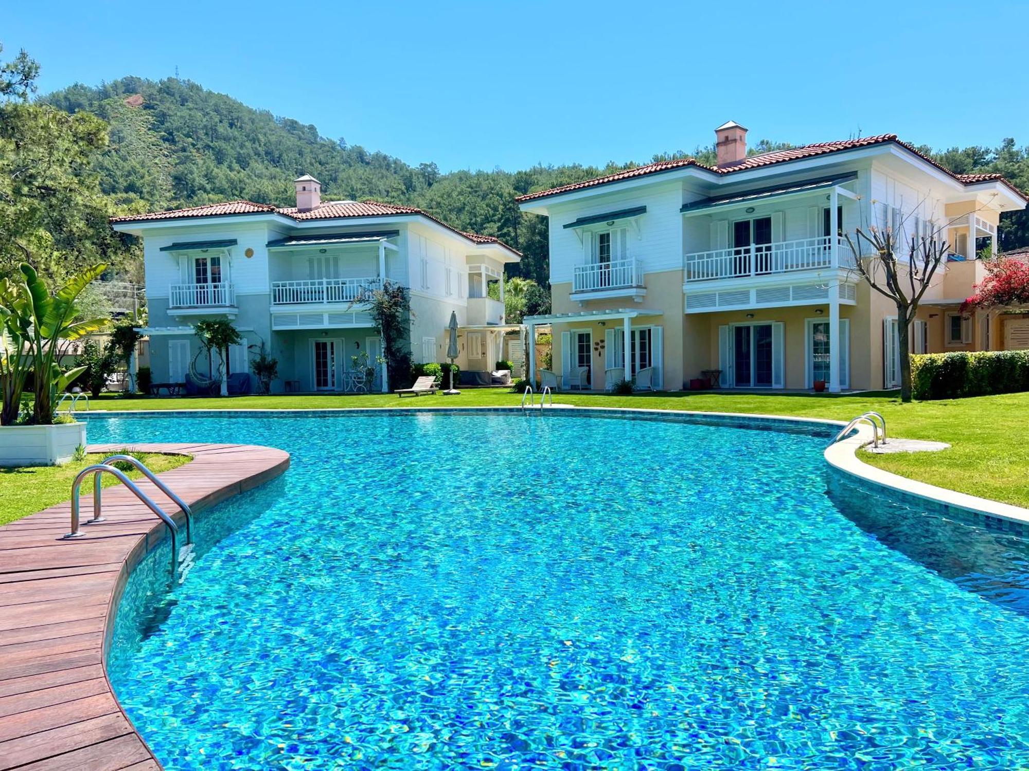 Portville 120 Stunning Corner In Portville W/canal Access In Gocek Apartment