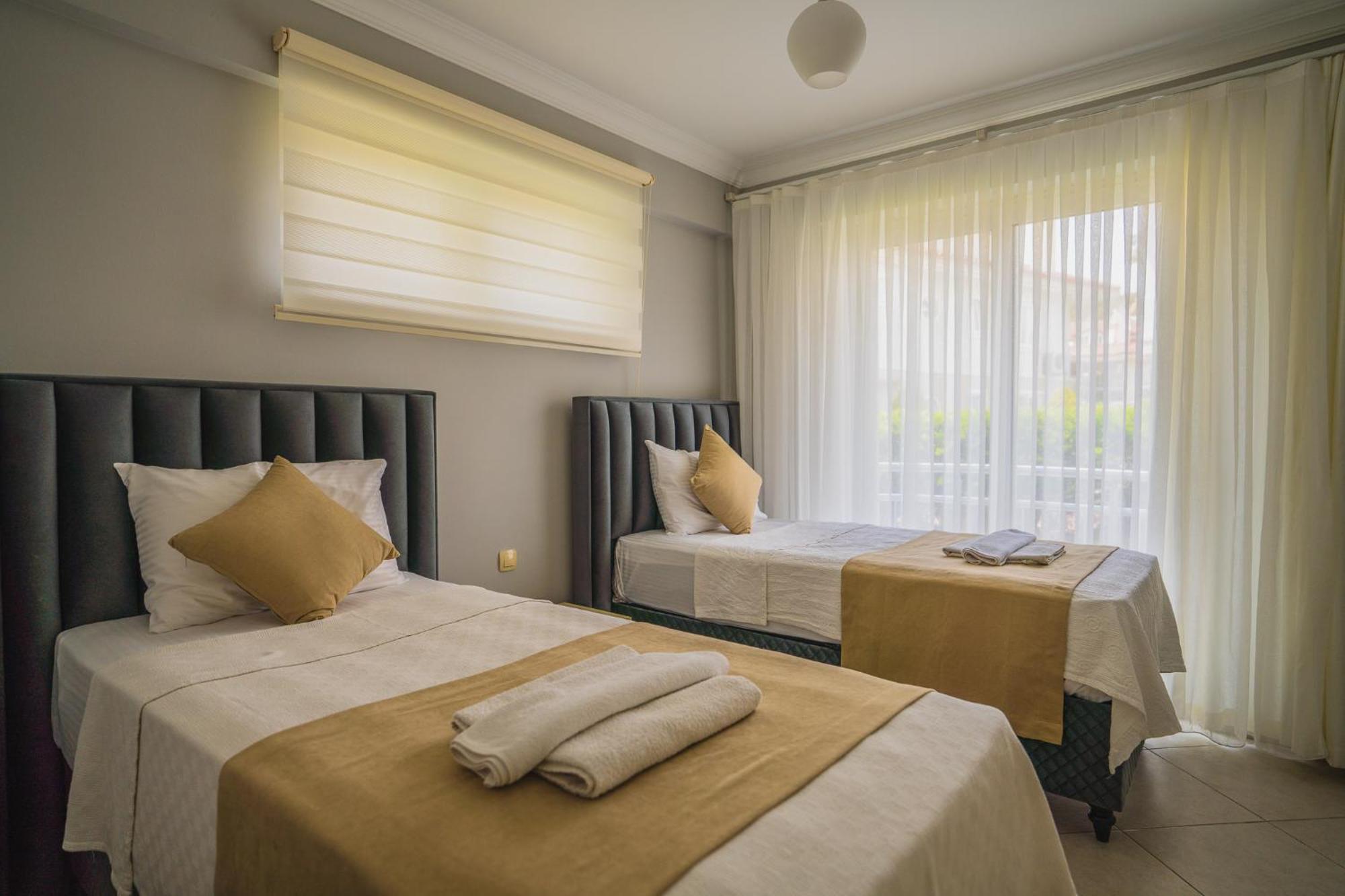 Aparthotel Sunset Aqua Lettings *