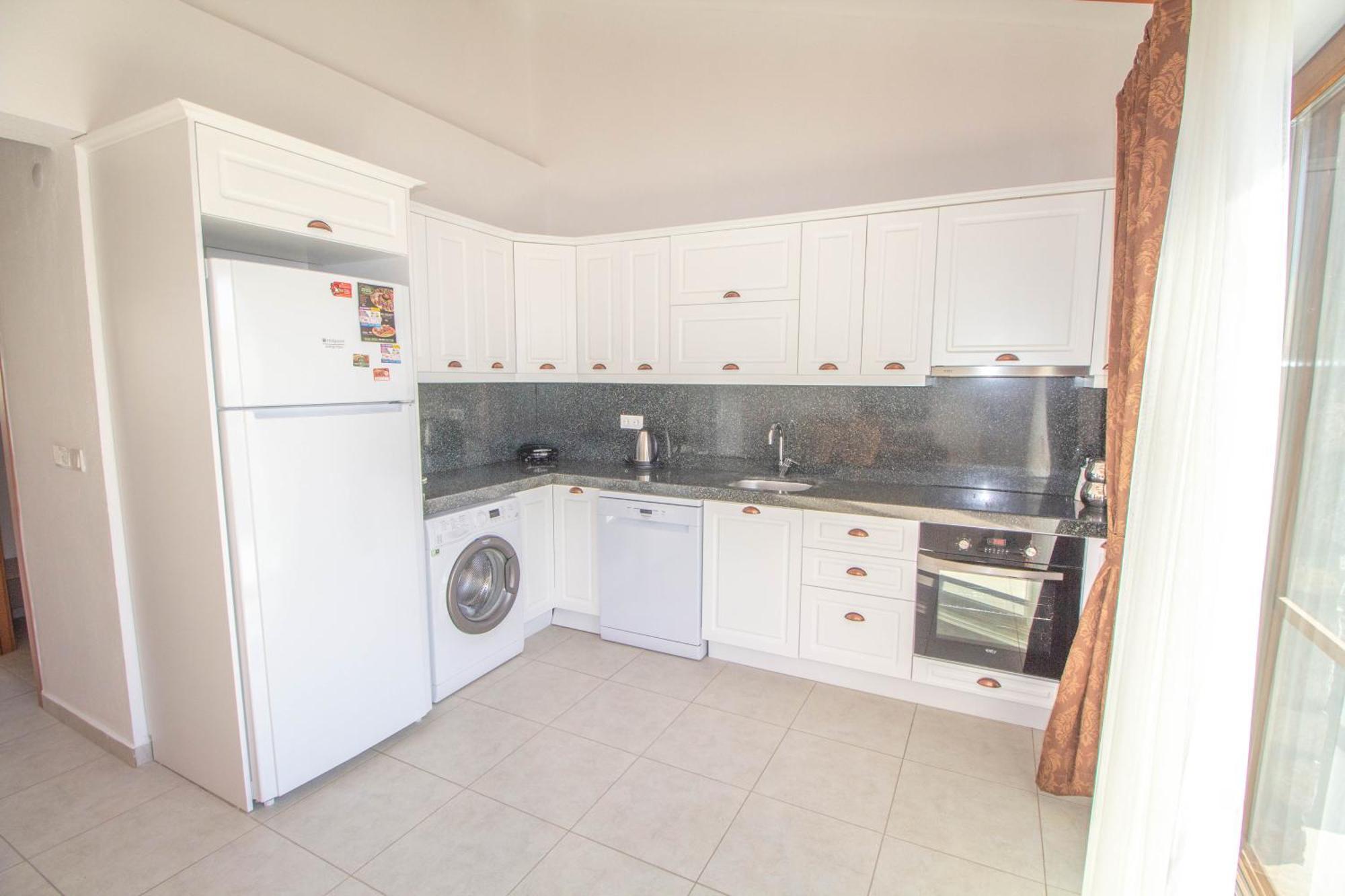 Likya Garnet 2+1 Villa, Oezel Havuzlu,