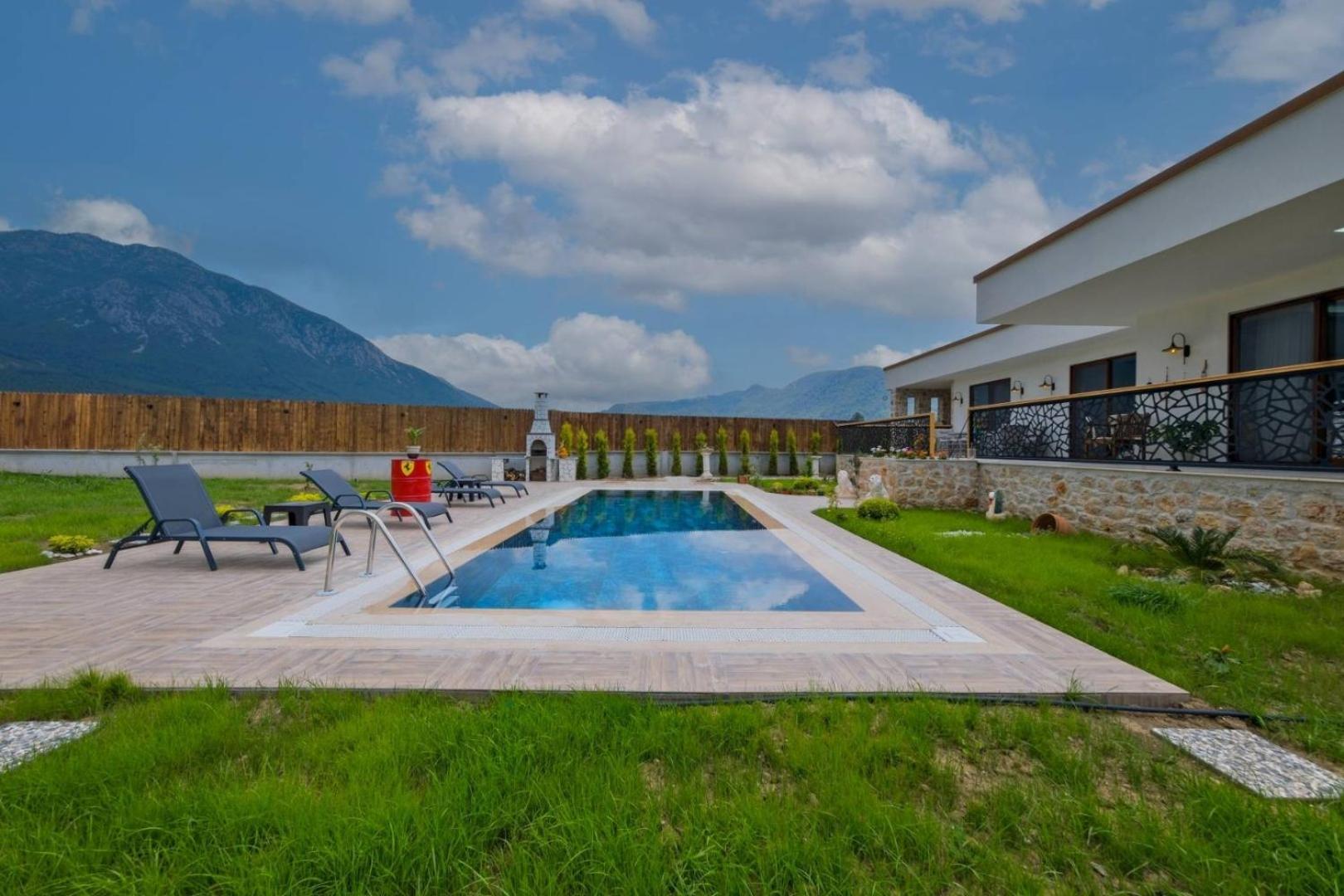 Villa Aleyna *