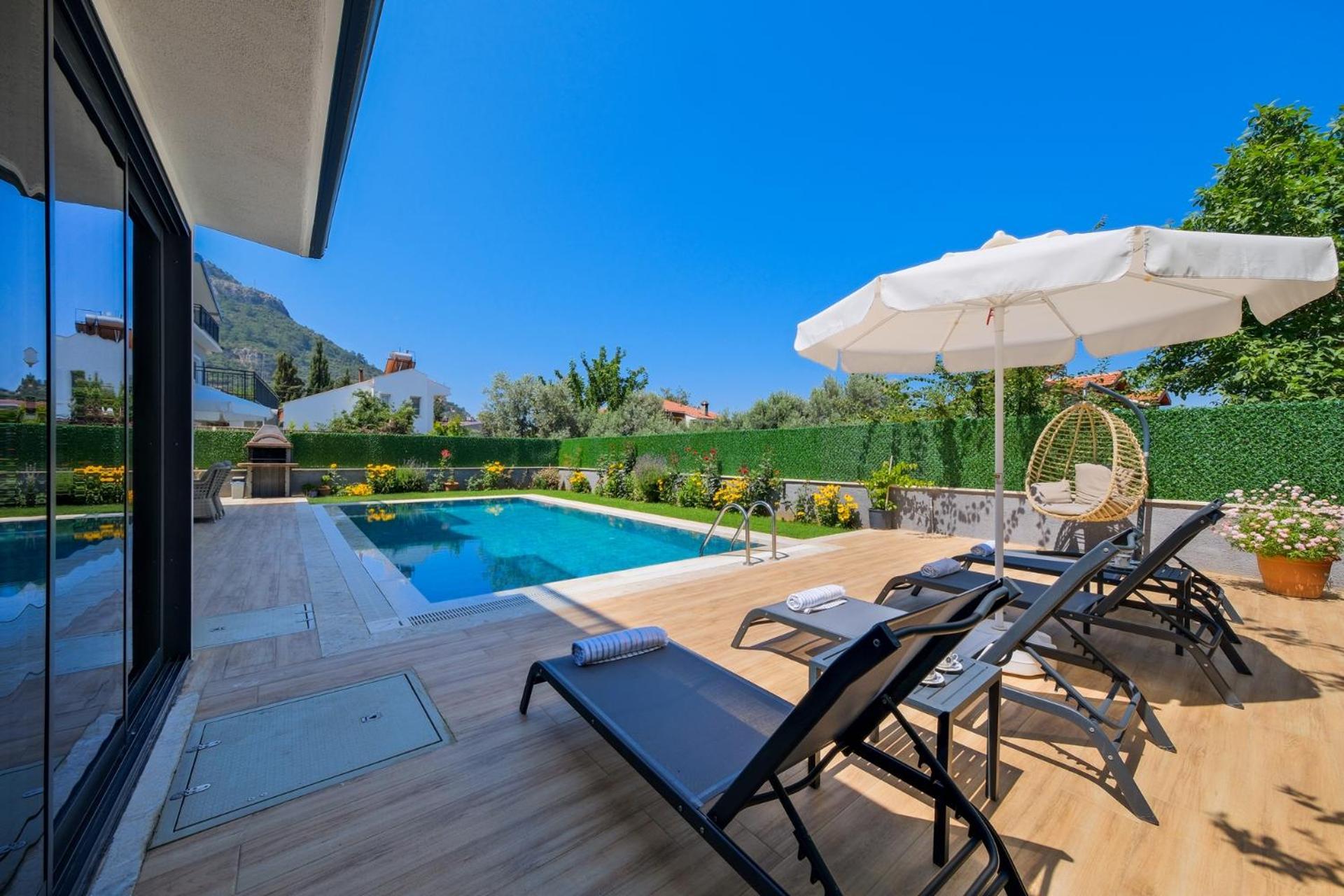 Villa Lotus/ Oeluedeniz Isitmali Kapali Havuzlu