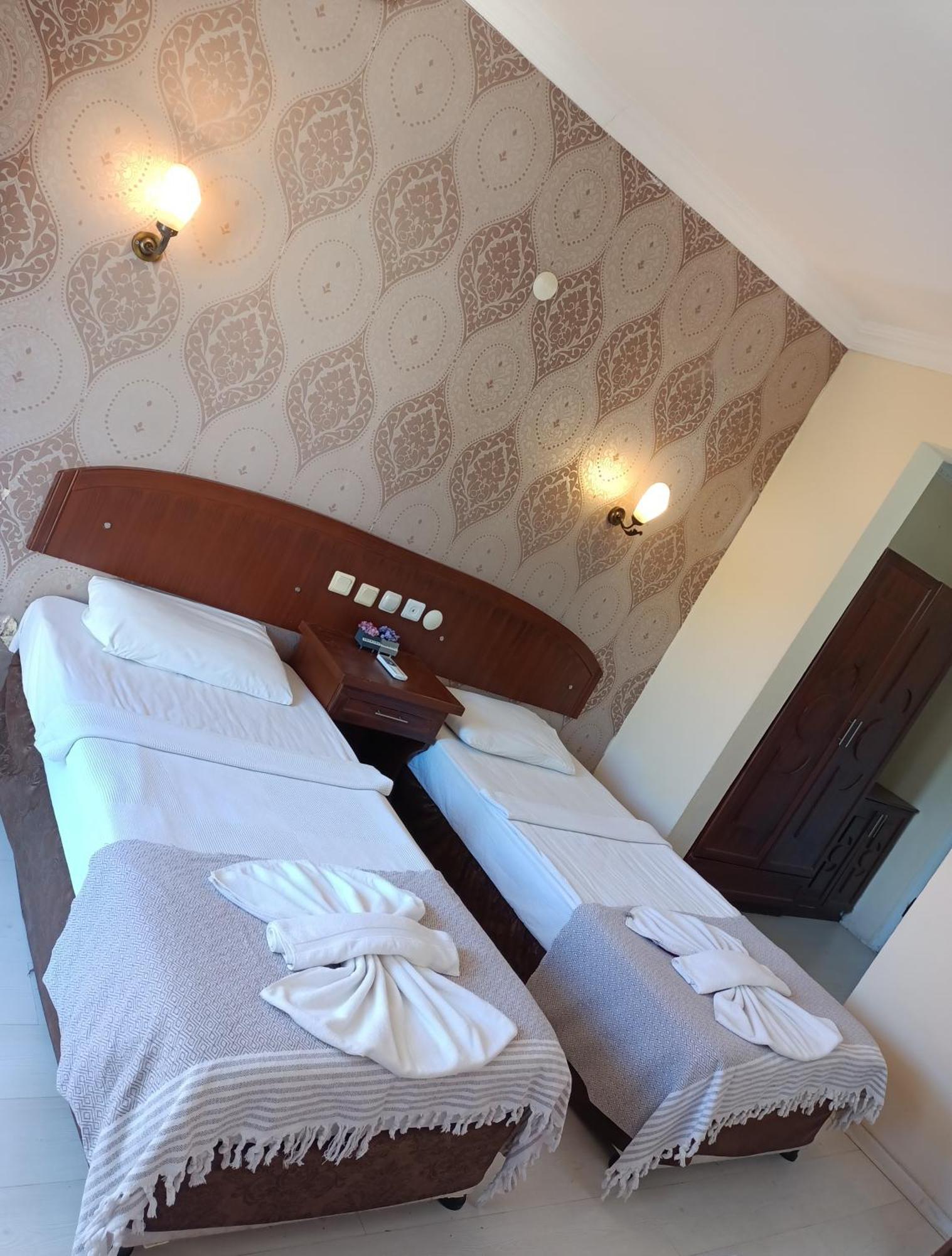 Hotel Grand Cinar *