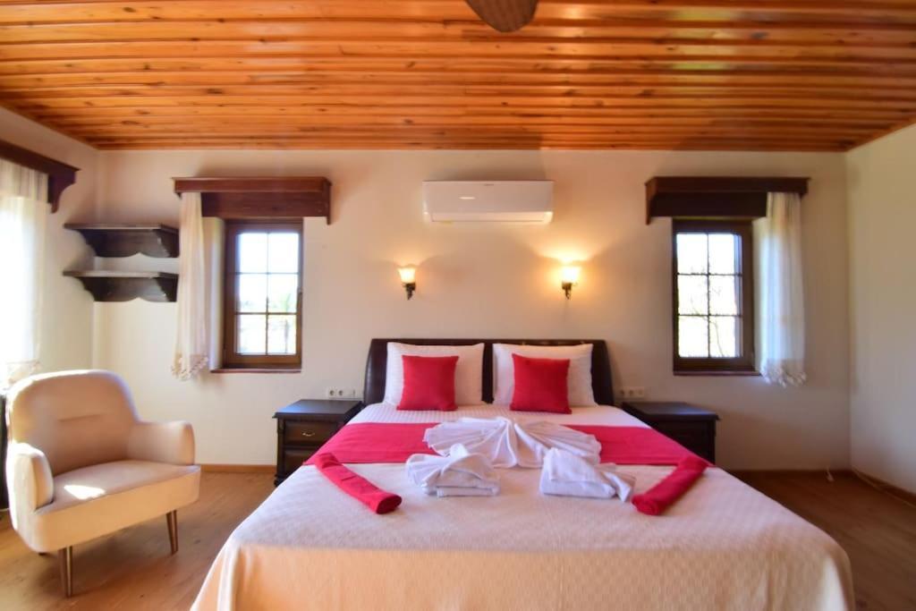 Villa Kayakoey'de Oezel Havuzlu Muhafazakar Kaya Fethiye