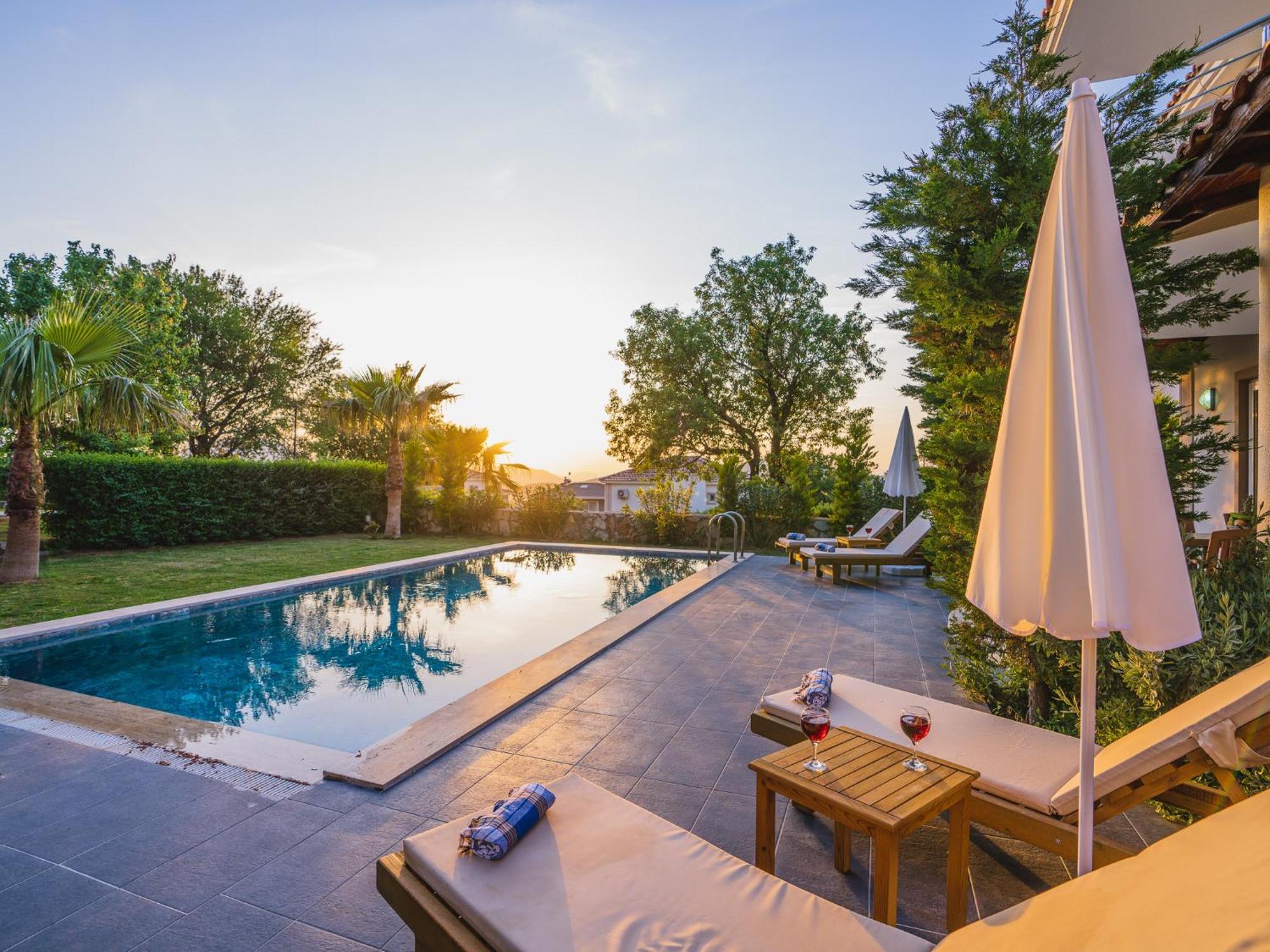 Ovacikta 6 Kisilik Oezel Havuzlu Royal 2 Villa Fethiye
