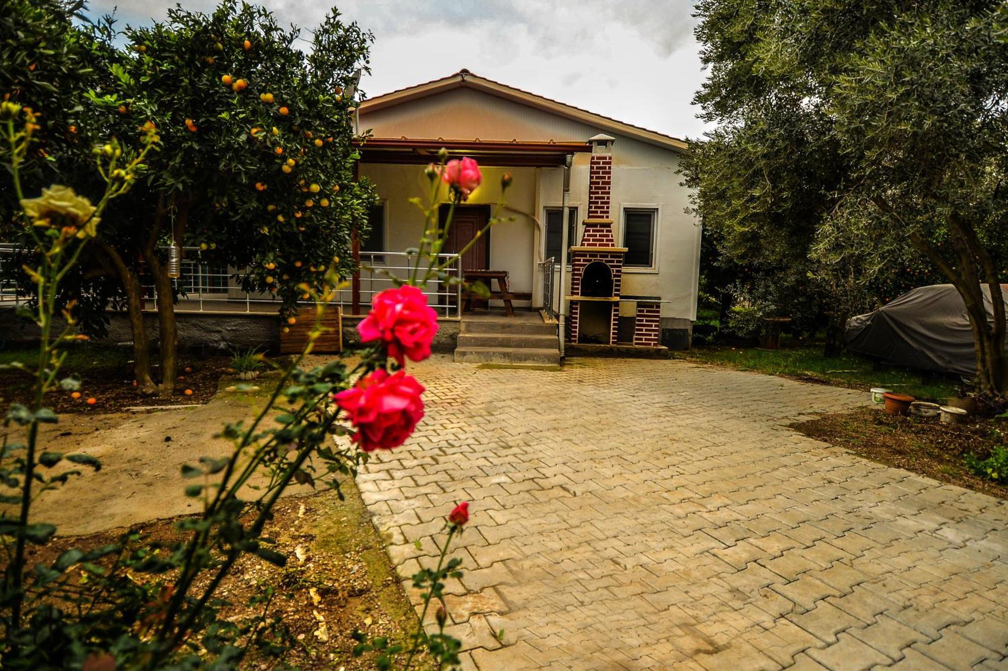 Avci Villa-fethiye 3+1 In Garden With Private Pool, 10 Minutes To The Beach Villa