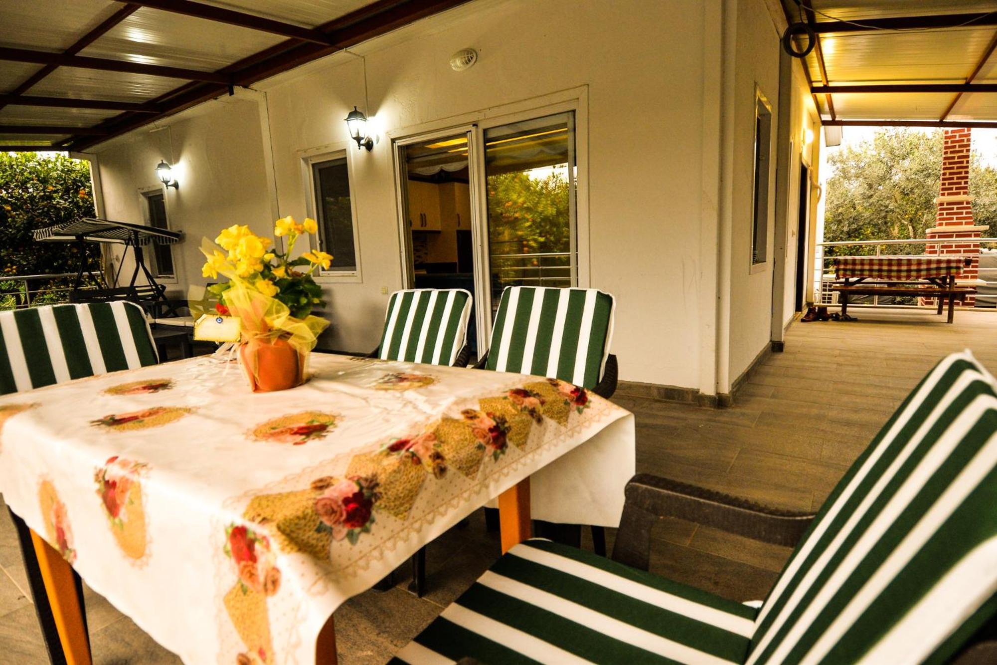 Avci Villa-fethiye 3+1 In Garden With Private Pool, 10 Minutes To The Beach Villa *
