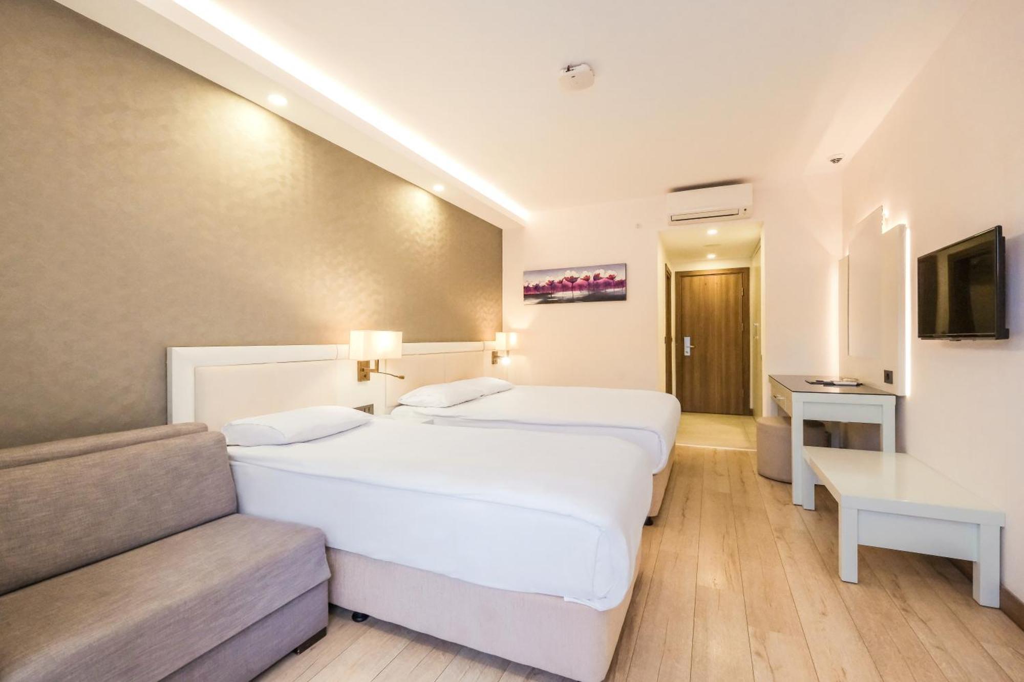 Orka Village Hisaroenue Hotel