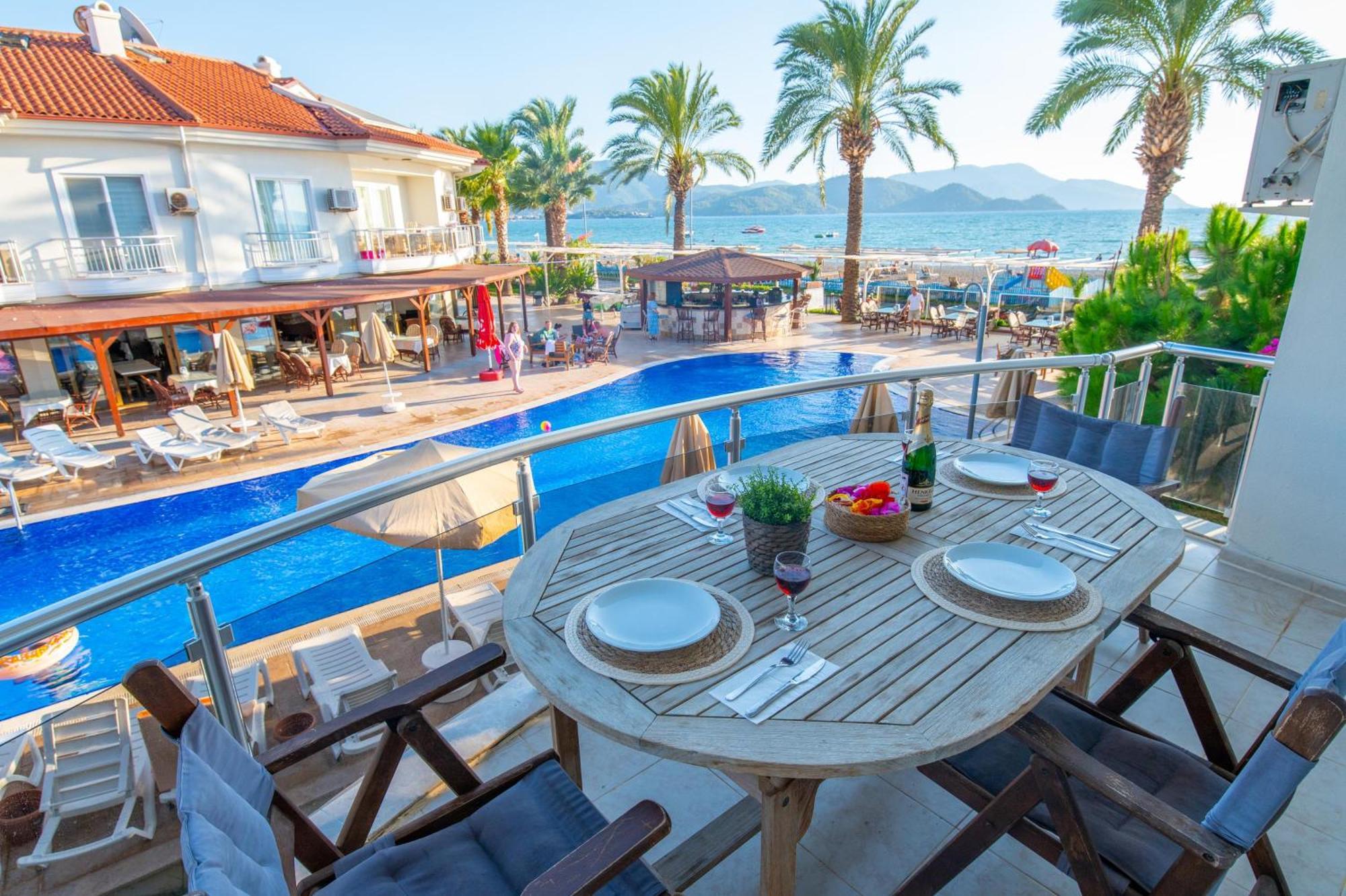 Apart Otel Sunset And 4*