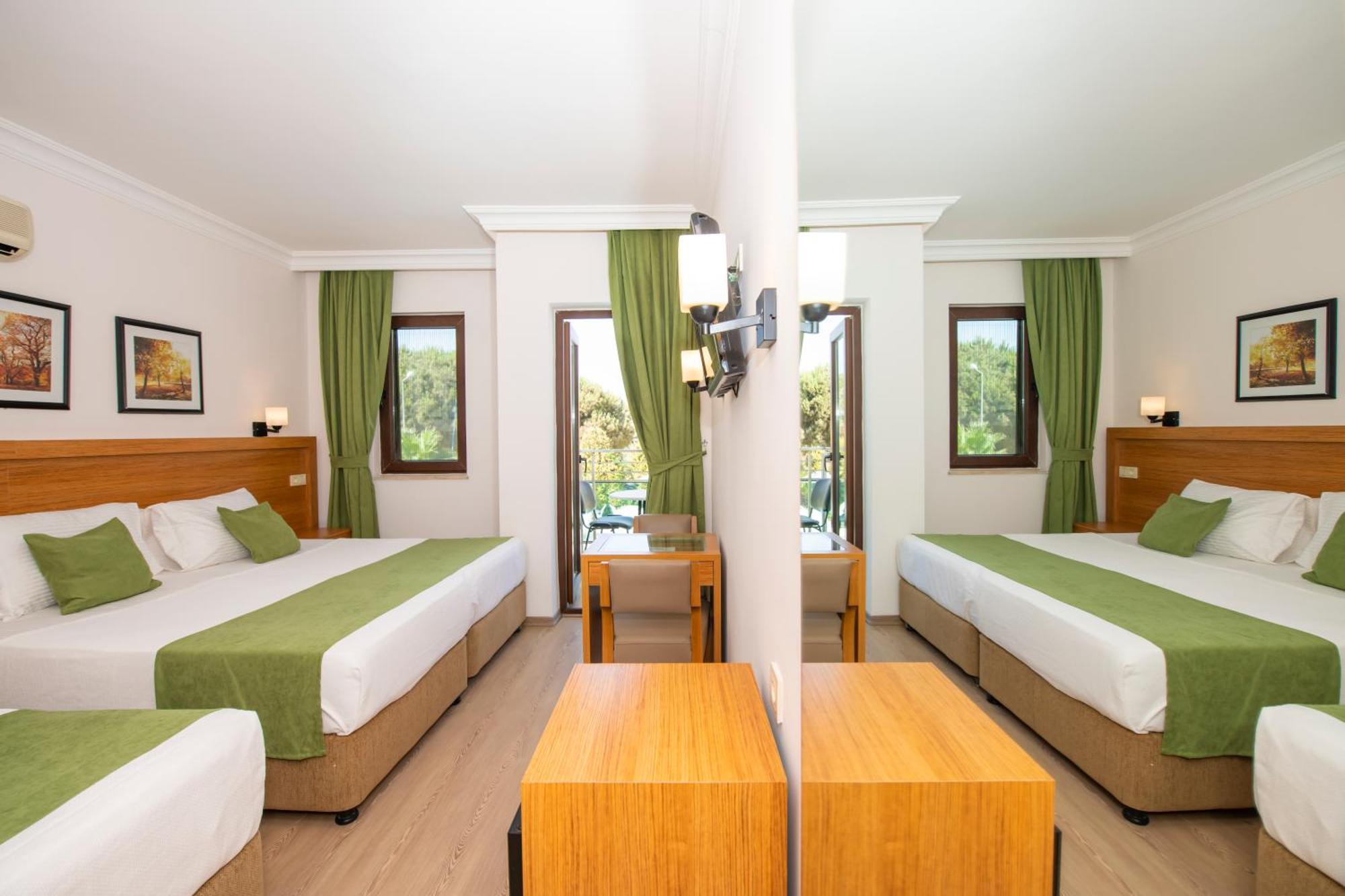 Qualia Park Hotel 3*