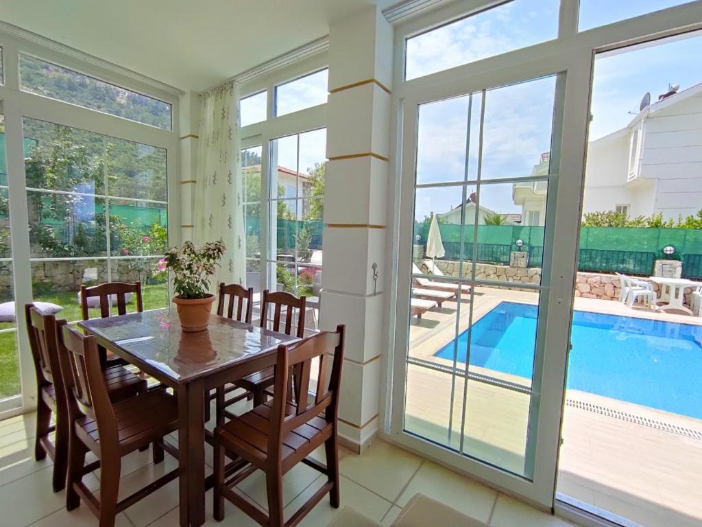 Villa Alpine At Hisaroenue Oeluedeniz Ovacik 6+2, 12 People
