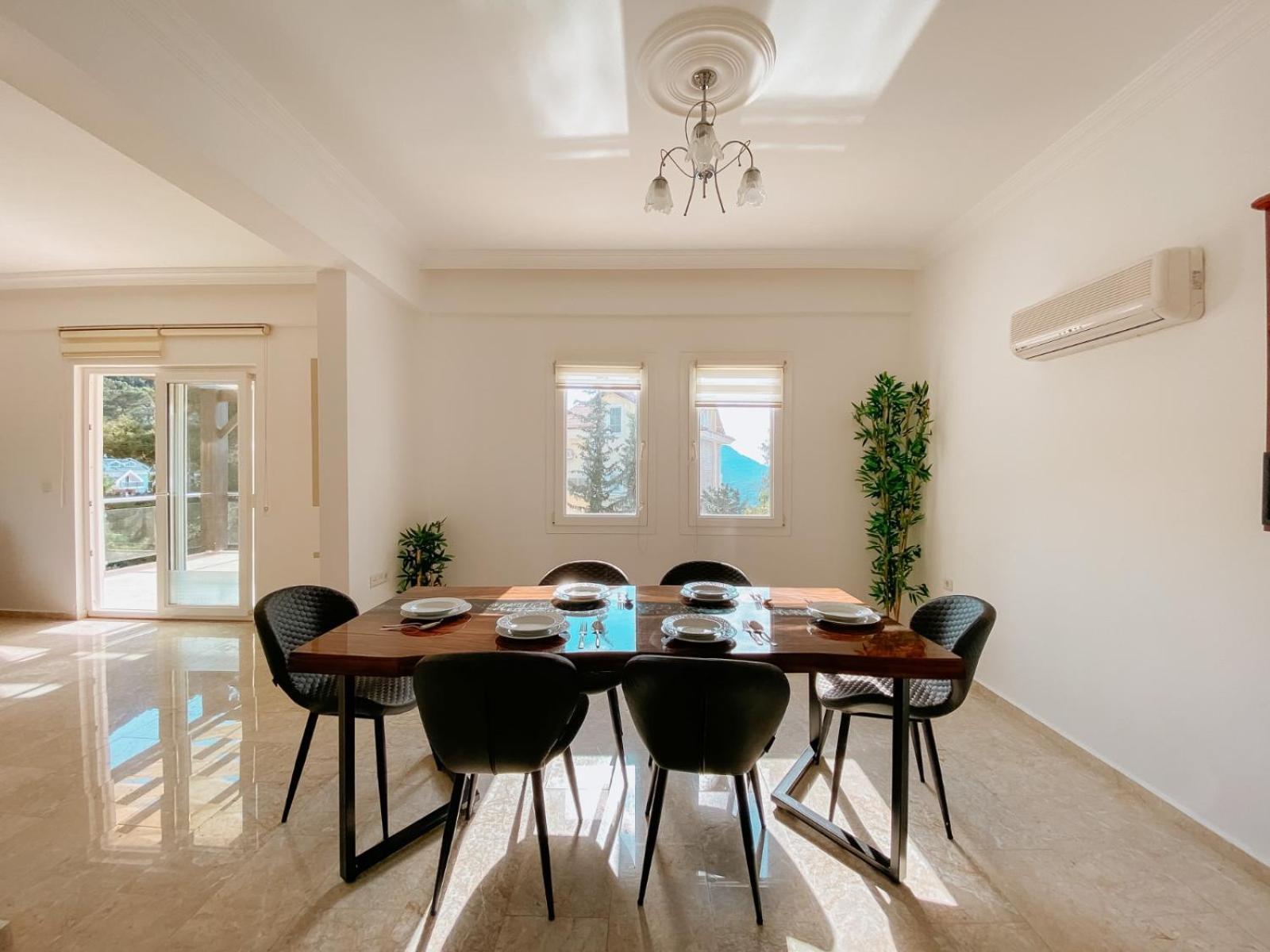 Villa Ladywell