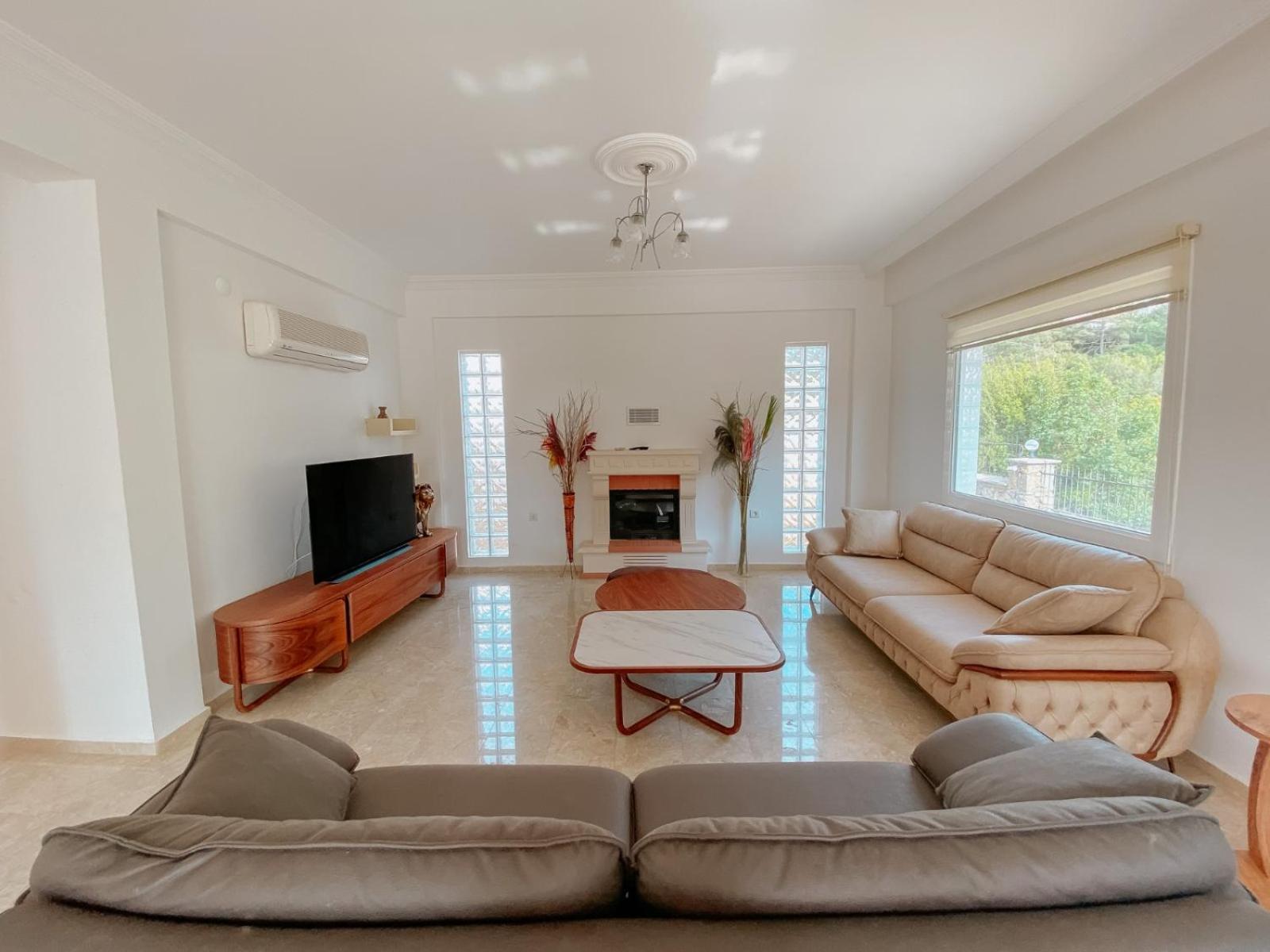 Villa Ladywell *