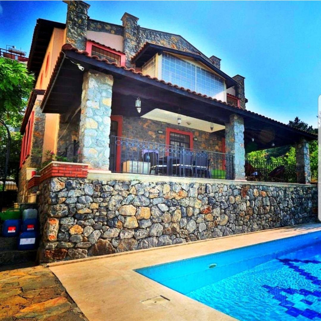 Villa Iksir