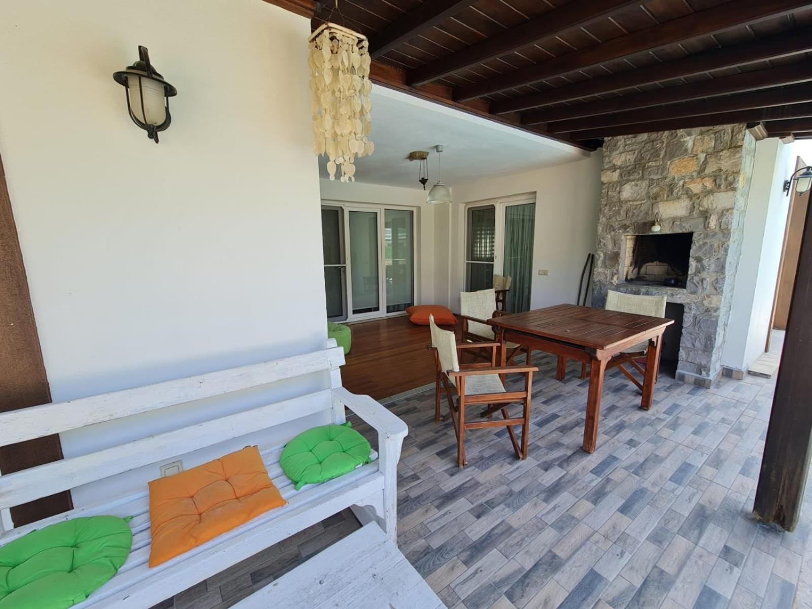 Villa Dalos *