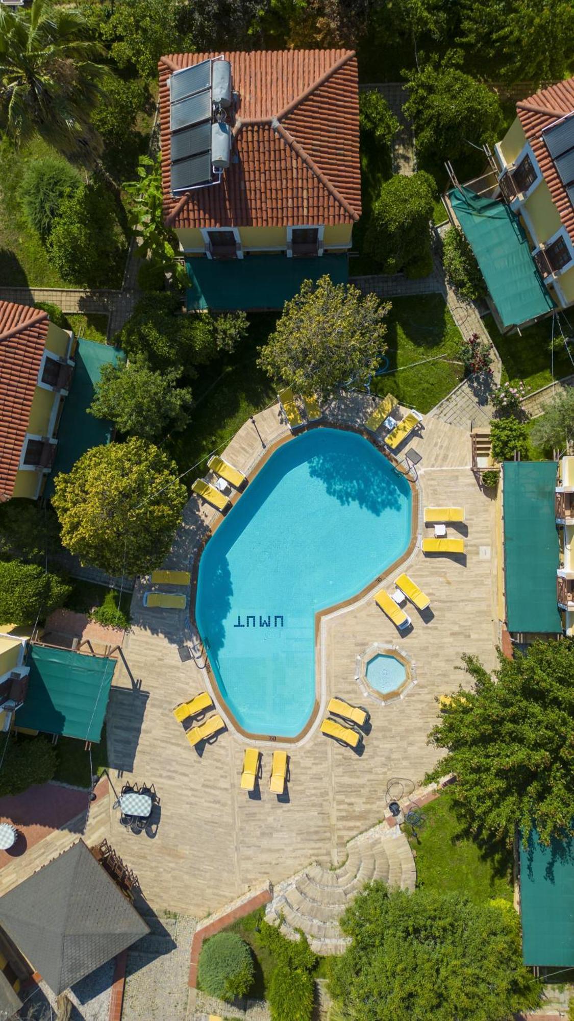 Aparthotel Alisa *