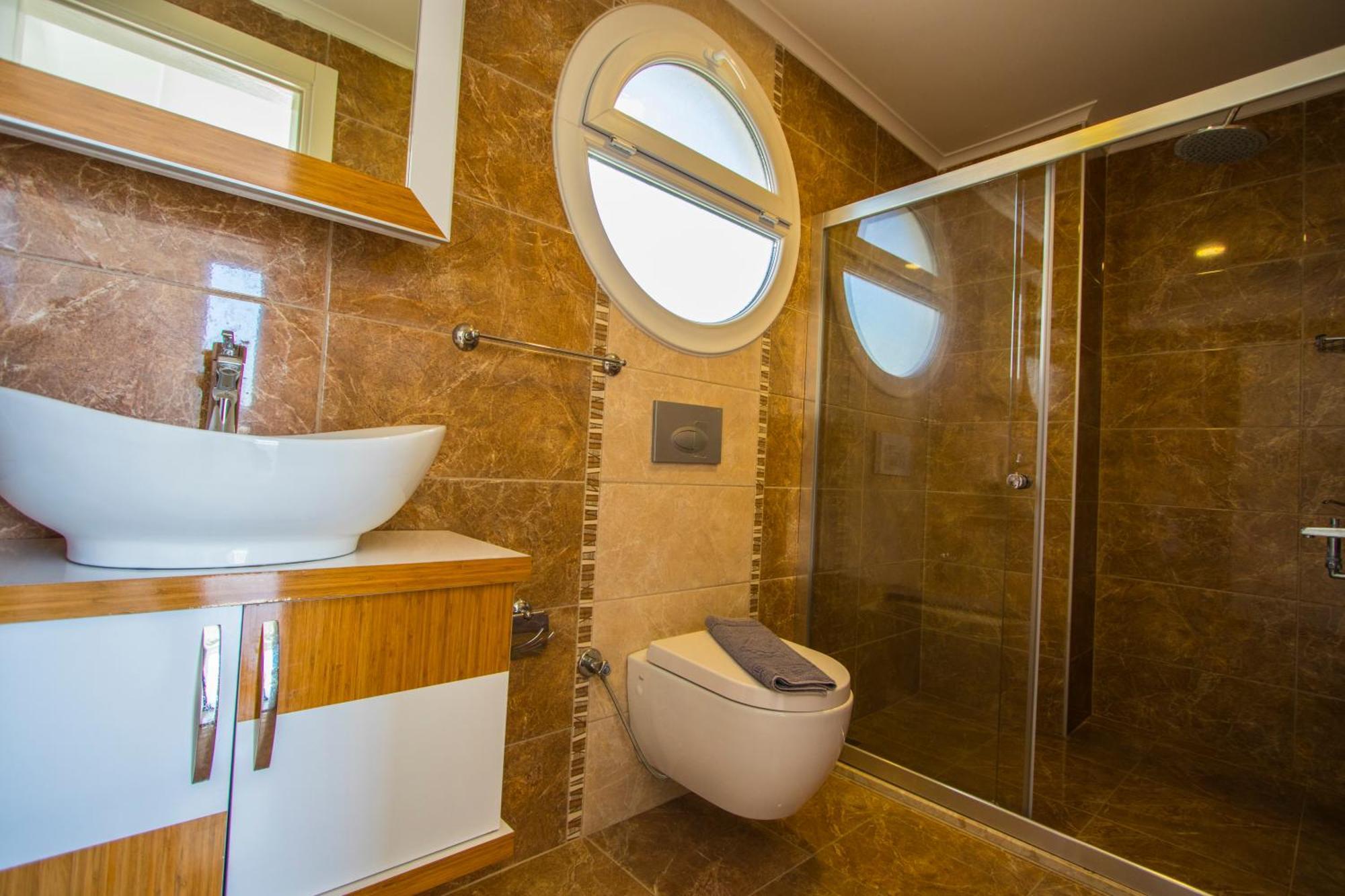 Hisarpark B Villa, Oezel Havuzlu,