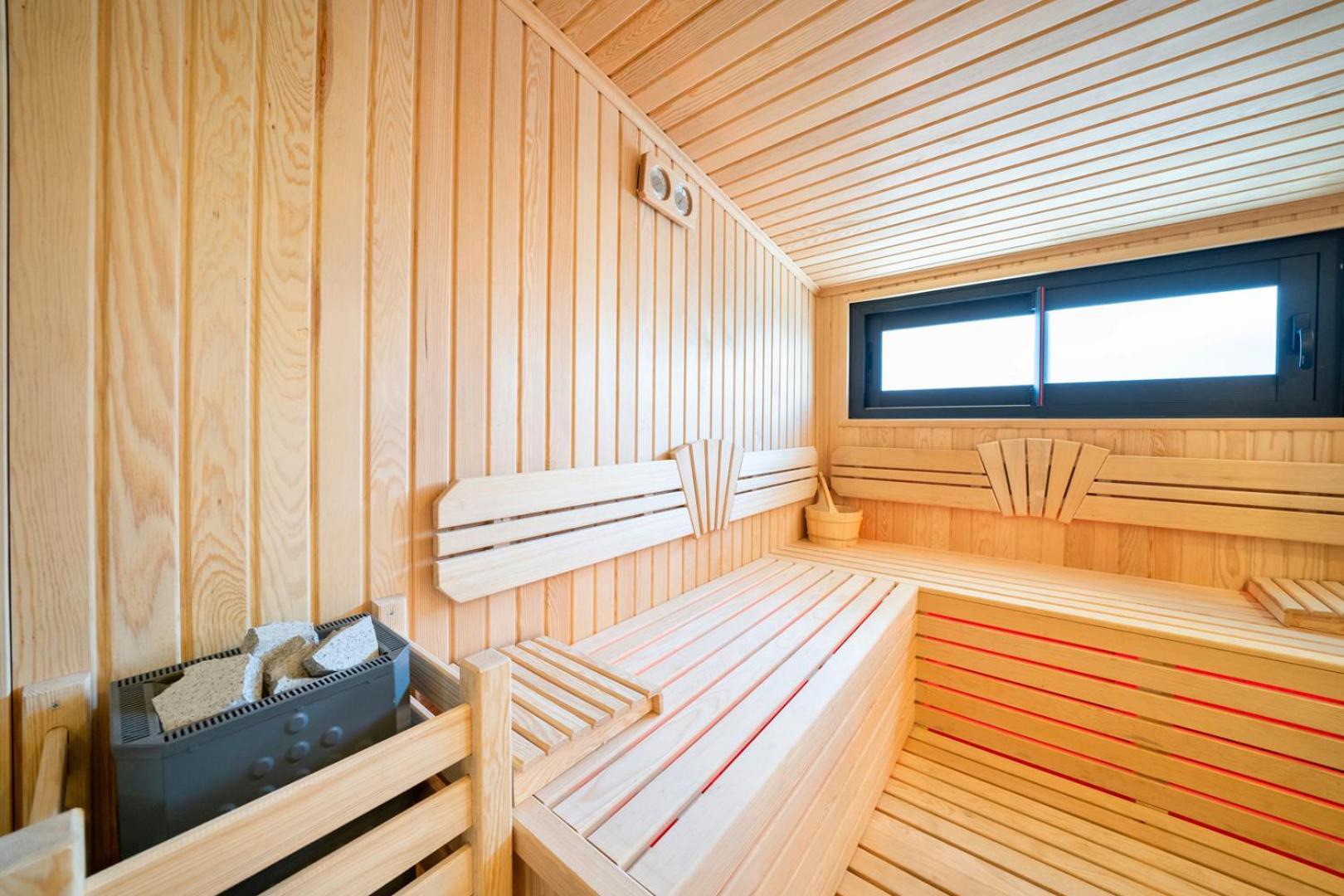 Casa Oliva 2 With Pool & Sauna & Jakuzi & Bbq Villa