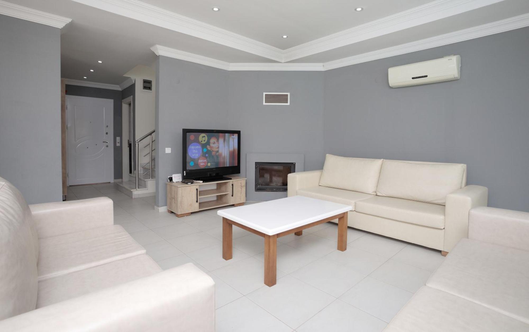 Villa Raya3