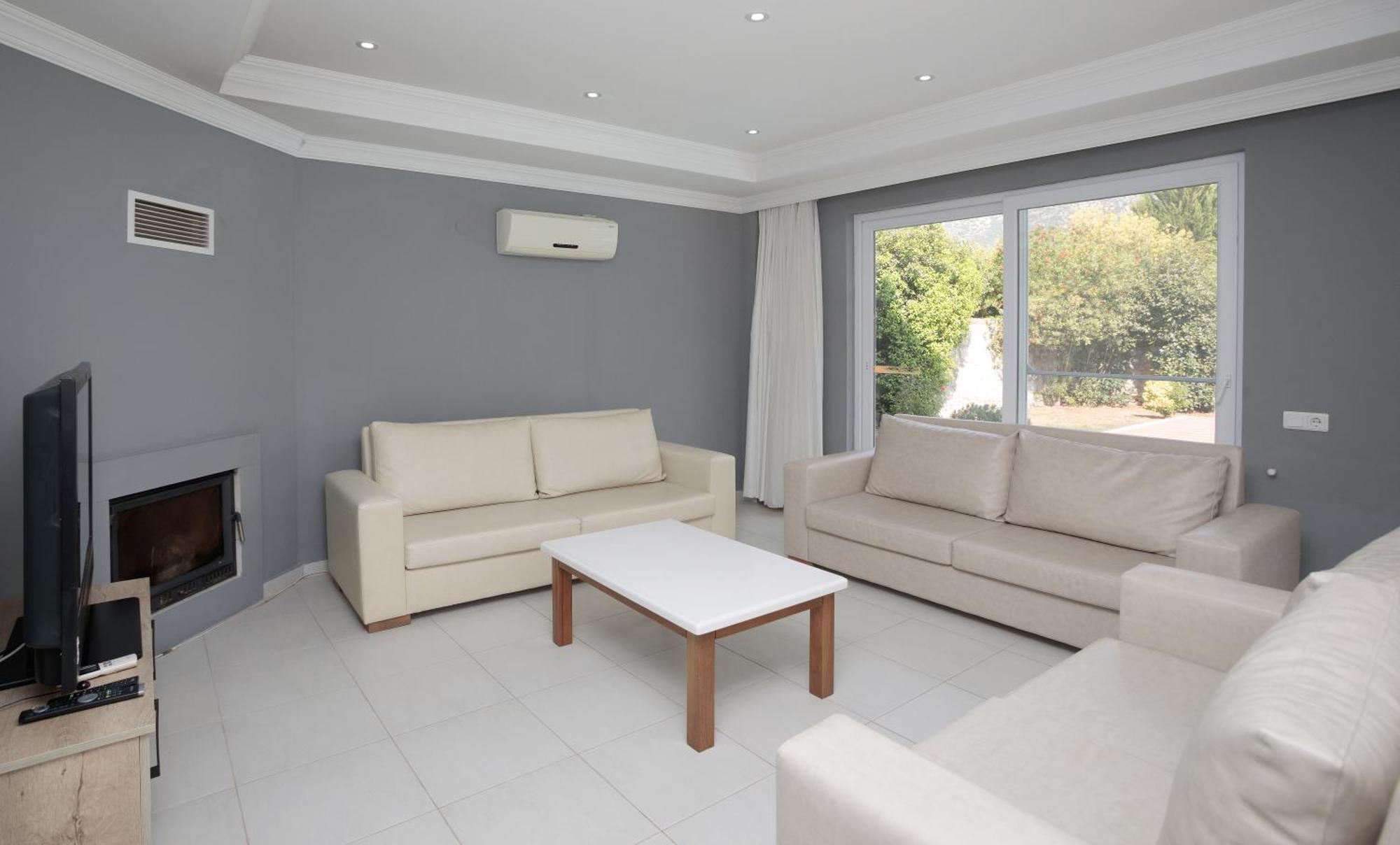 Villa Raya3 *