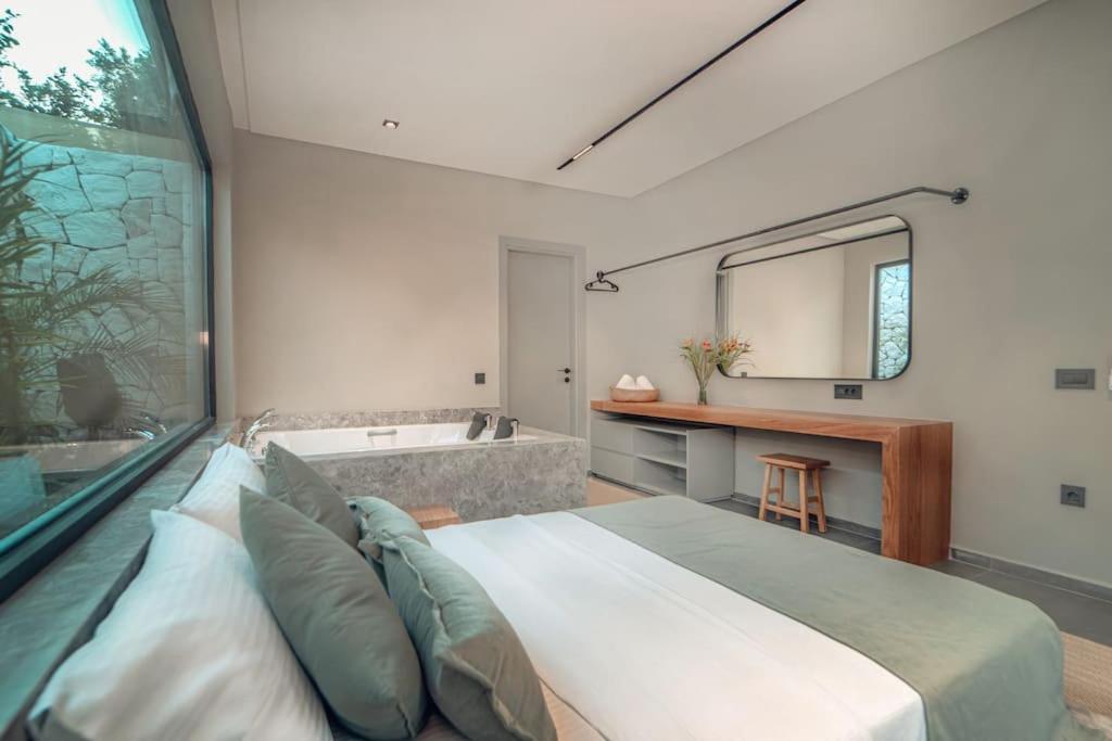 Villa Viohouses 4- Luxury Private Korunakli Oezel Havuzlu
