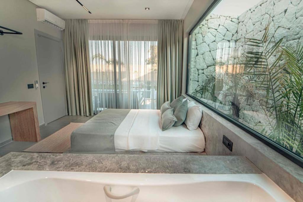 Viohouses 4- Luxury Private Korunakli Oezel Havuzlu *