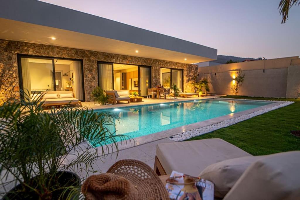 Villa Viohouses 4- Luxury Private Korunakli Oezel Havuzlu Fethiye