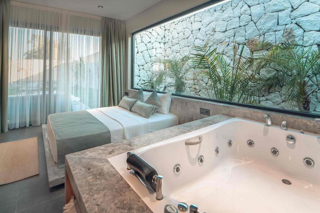 Viohouses 4- Luxury Private Korunakli Oezel Havuzlu Fethiye